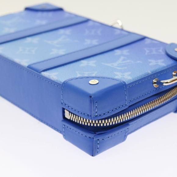 LOUIS VUITTON Soft Trunk Shoulder Bag - Picture 10 of 16